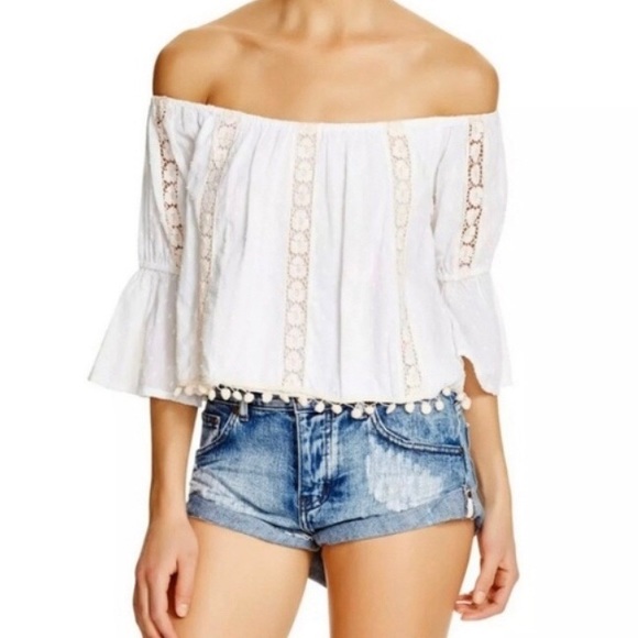 Tularosa Tops - Tularosa Revolve White Off the Shoulder Top NWT